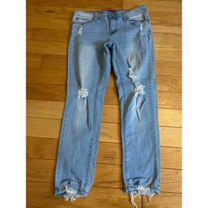 Gogo Star Women's/Juniors light wash cotton distressed skinny Ankle Jeans size 7